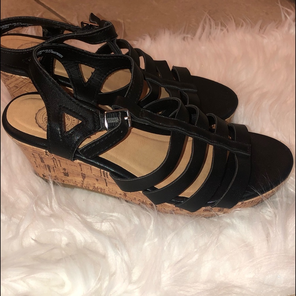Girls wedges